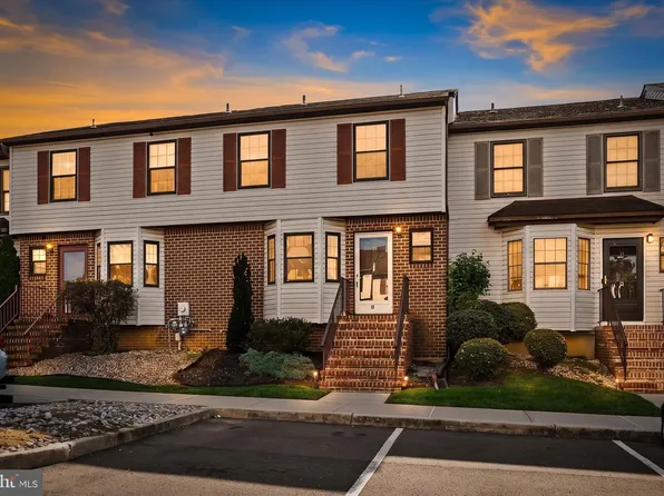 10 Ryans Ct, Bordentown, NJ 08505
