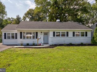 422 Chapel Ave E, Cherry Hill, NJ 08034