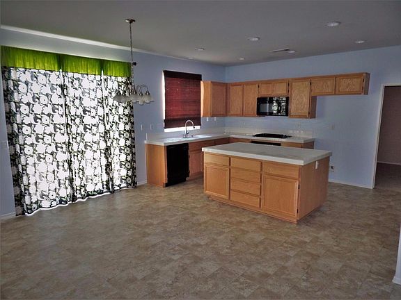 5th image of 13182 Cucamonga Ct