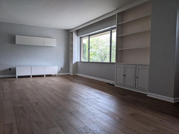 3rd image of 4550 Warwick Blvd APT 201