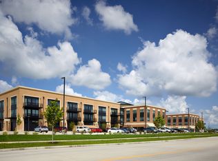 3401 Fields South Dr #326, Champaign, IL 61822