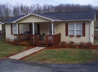 225 Hyatt Ln, Morehead, KY 40351