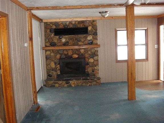 4th image of 1374 County Road 7