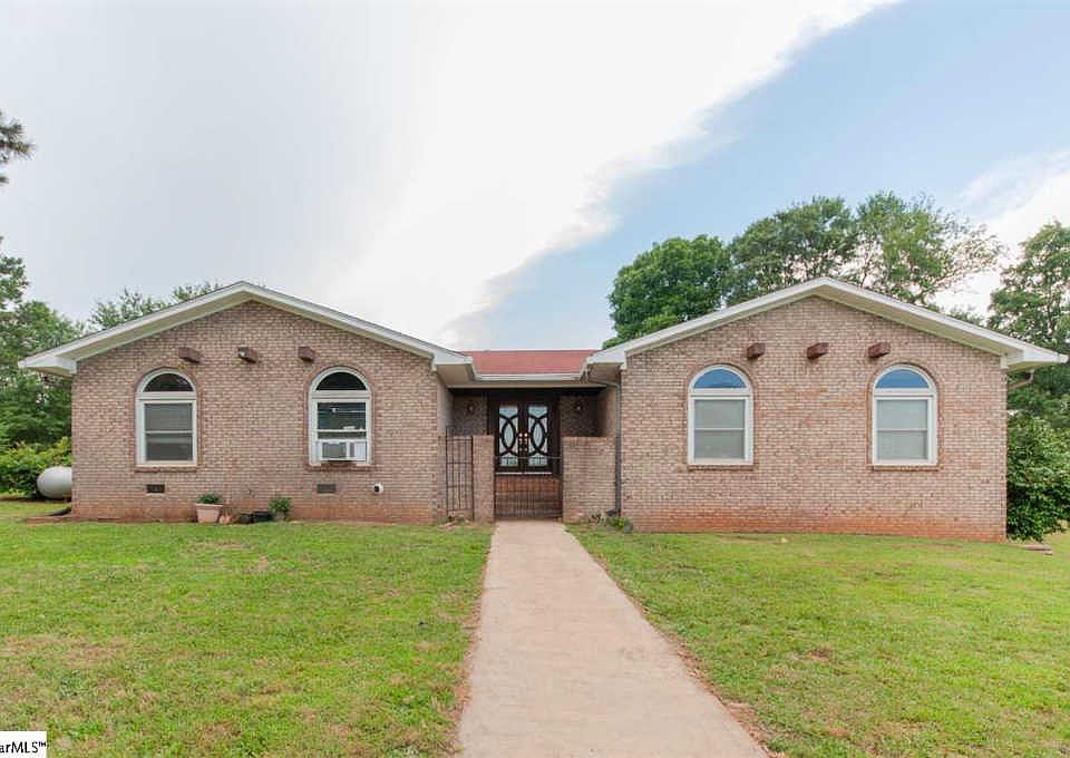 1st image of 50 Lake Vista Dr