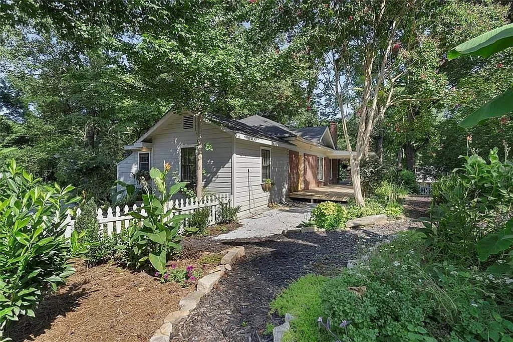 3 bed, 1620 sqft, $4,500 — Photo 4