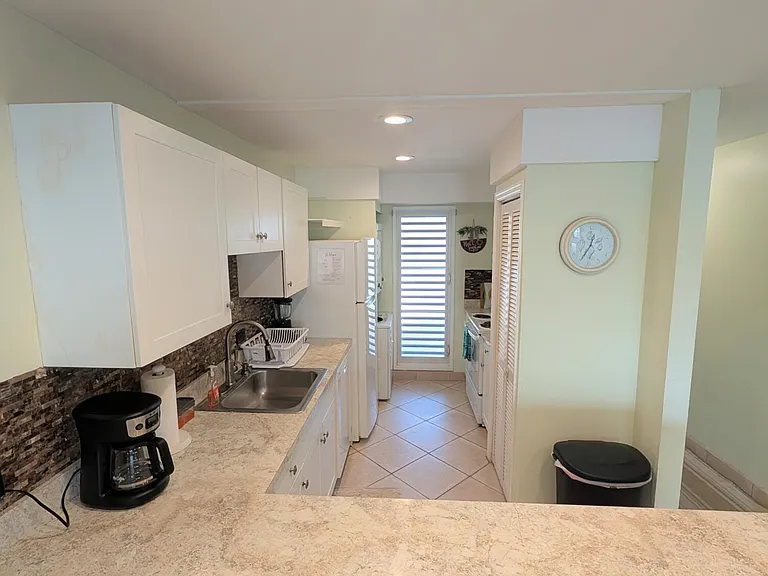 106 Golden Rock Est — Photo 3