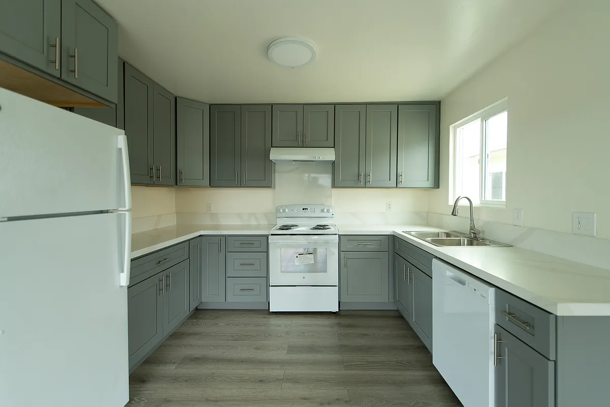 Building Photo - 3639 Patterson Ave #3