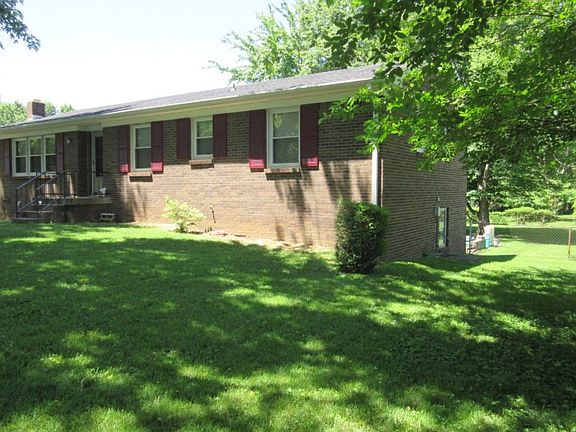 2nd image of 1583 Armistead Dr