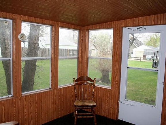 3 Seasons Room
