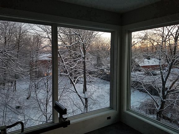 Large Windoes for view and light