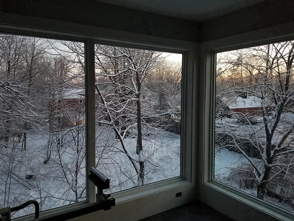 Large Windoes for view and light