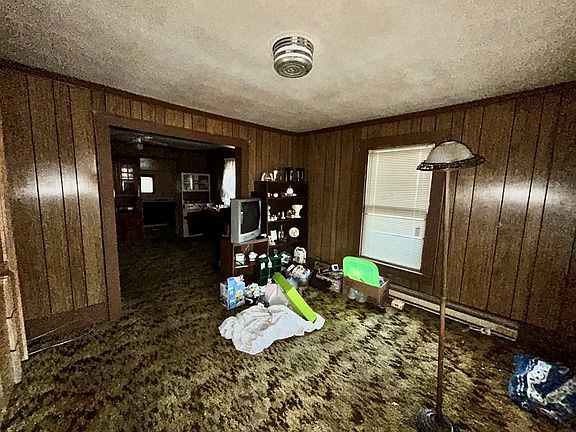 2nd image of 1290 W Union St