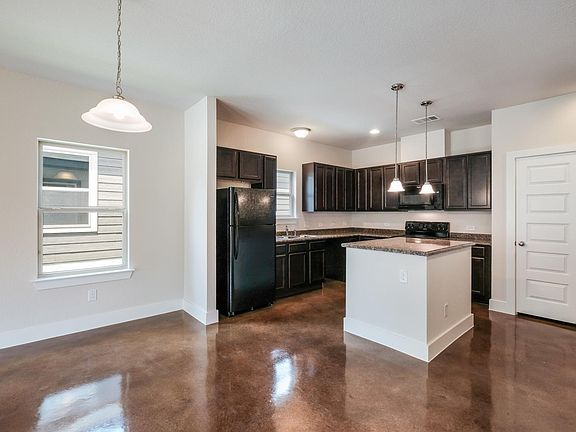 3rd image of 203 Cloudcroft Dr #102