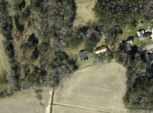 118 Community Dr, South Mills, NC 27976