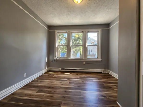 85 Van Nostrand Ave APT 1, Jersey City, NJ 07305