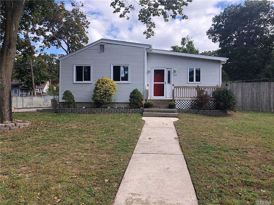 1st image of 295 Mohican Ave