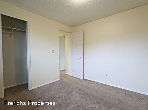 5th image of 3704 S Gunnison St #6342855