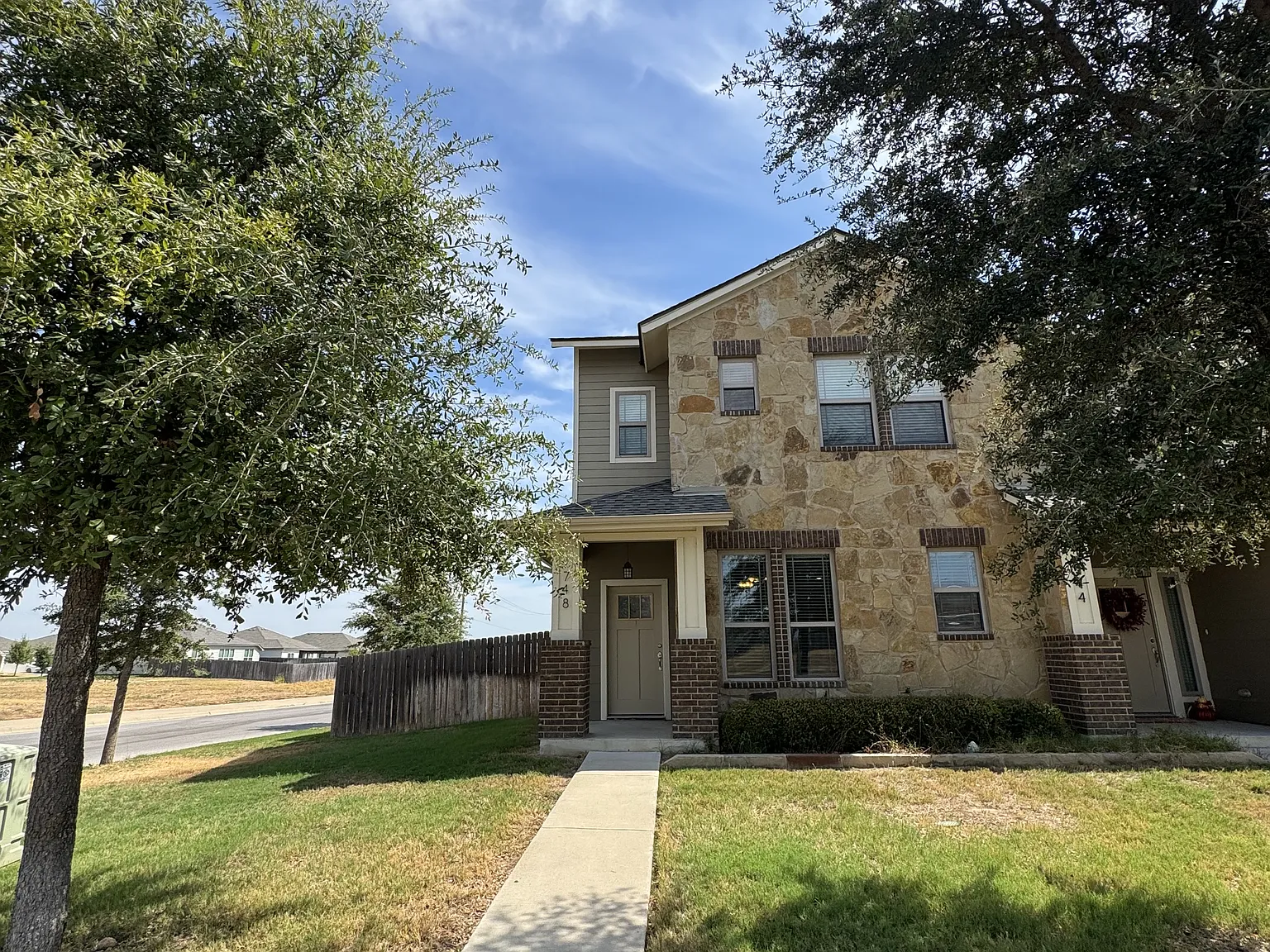 748 Westfield Blvd — Photo 1