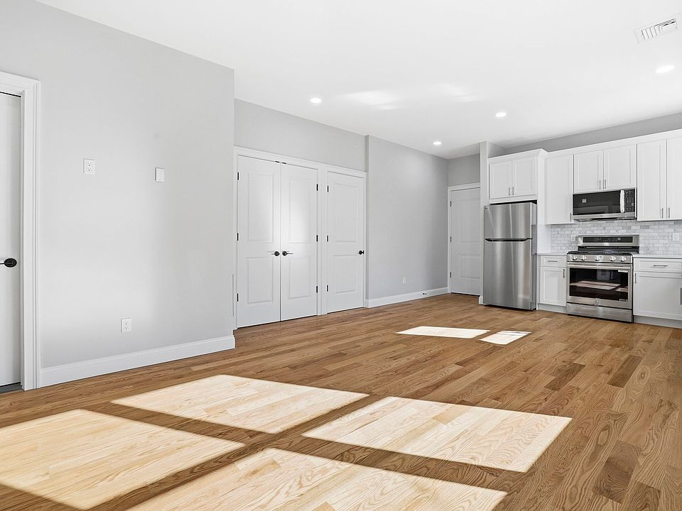 1st image of 560-562 Warburton Ave #D