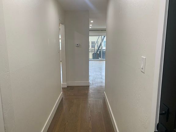3rd image of 234 27th Ave #202