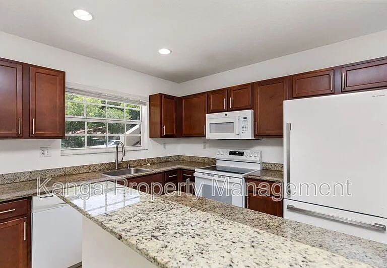 3525 NW 114th Ln #3525 — Photo 8