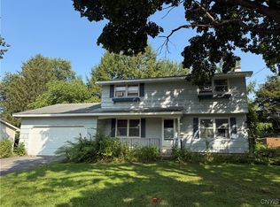 63 Bayberry Cir, Liverpool, NY 13090