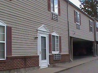 1153 Steubenville Ave APT D, Cambridge, OH 43725