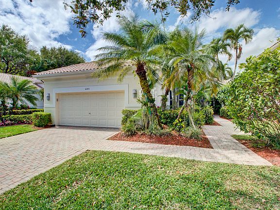 Home For Sale In Broken Sound Country Club