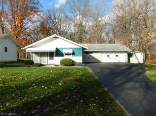 4262 Burkey Rd, Youngstown, OH 44515