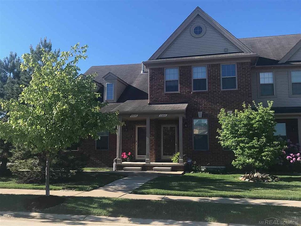 1st image of 23656 Clarewood St