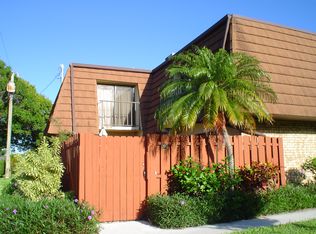 1458 N Lawnwood Cir APT 26A, Fort Pierce, FL 34950