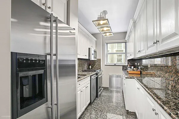 Rented by Corcoran | media 21