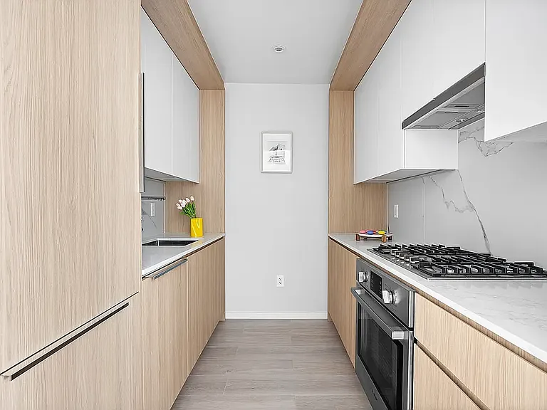 40-22 61st St #7B — Photo 2