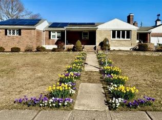 33 Whipple Ave, Westerly, RI 02891