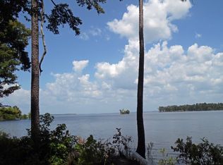 129 Valley Forge Ln, Zavalla, TX 75980