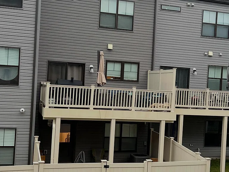 618 Chalcedony Ln — Photo 6