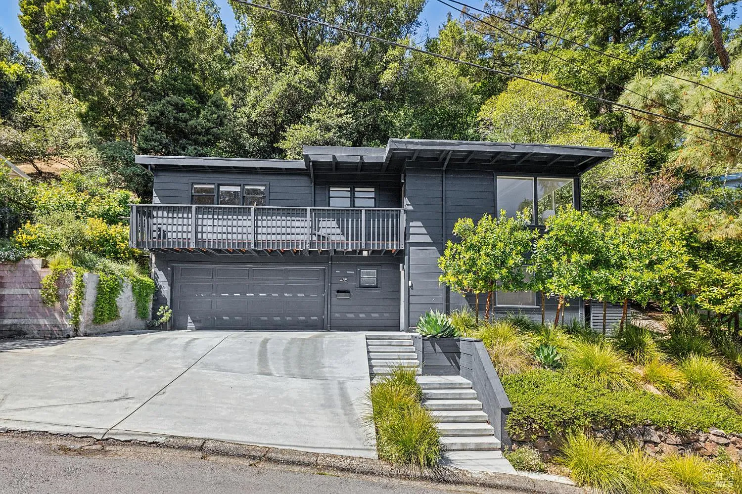 485 Montecito Avenue photo 1