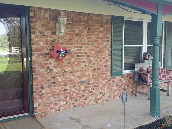 3rd image of 420 County Road 3101