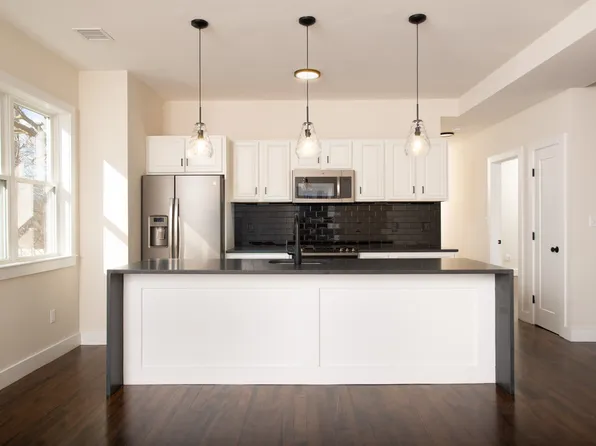 17-19 Playstead Rd #1, Dorchester, MA 02125