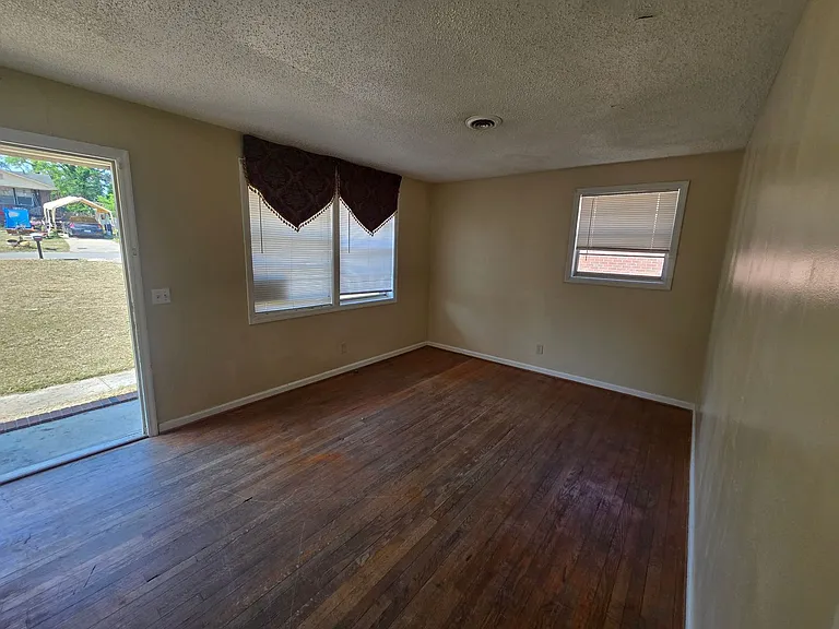 329 Ovanta Rd — Photo 14