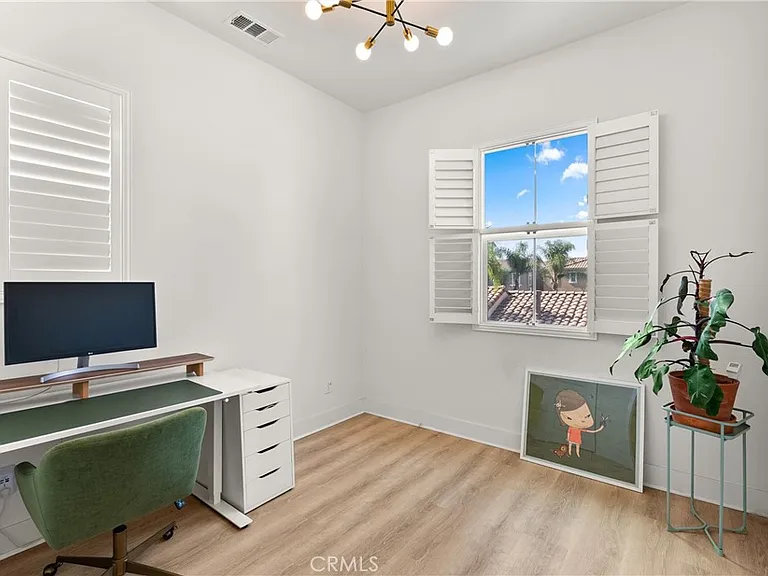710 W Tribella Ct — Photo 16