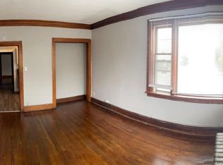 1304 Garfield St #3, Gary, IN 46404
