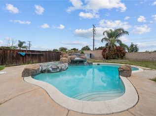 31250 Comotilo Ct, Temecula, CA 92592