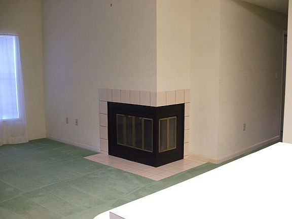 Corner Fireplace in LR