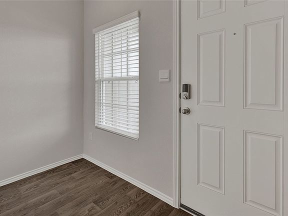 3rd image of 215 Langston Dr