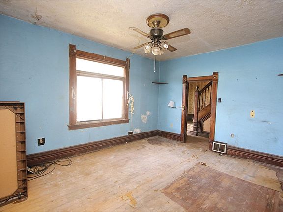 2nd image of 38 Elrama Ave