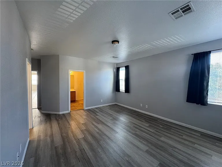 11695 Tierney Creek Dr — Photo 26