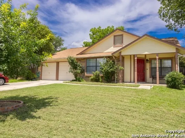 403 Wagon Crossing, Universal City, TX 78148