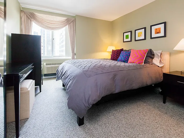 211 E Ohio St #1907 — Photo 11