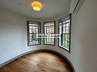 86 Saint Botolph St #17, Boston, MA 02116